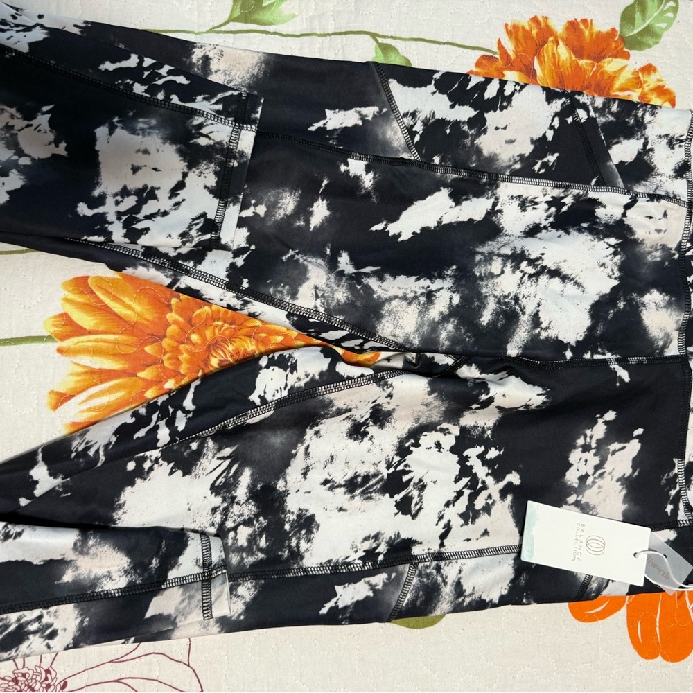Balance collection dry win Monochrome Tie-Dye Leggings